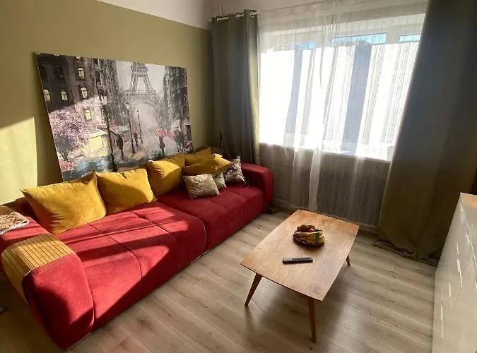 Quiet And Peaceful Apartment Close To The City Center